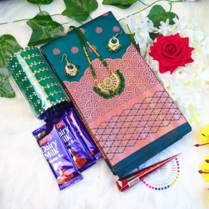 আপনার প্রিয়তমার জন্য সেরা গিফ্ট প্যাকেজ😍
