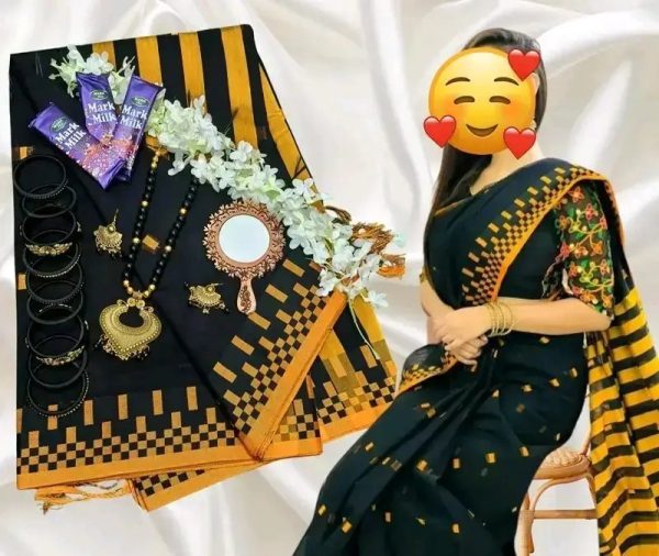 ভাইরাল টাংগাইলের তাতের শাড়ি